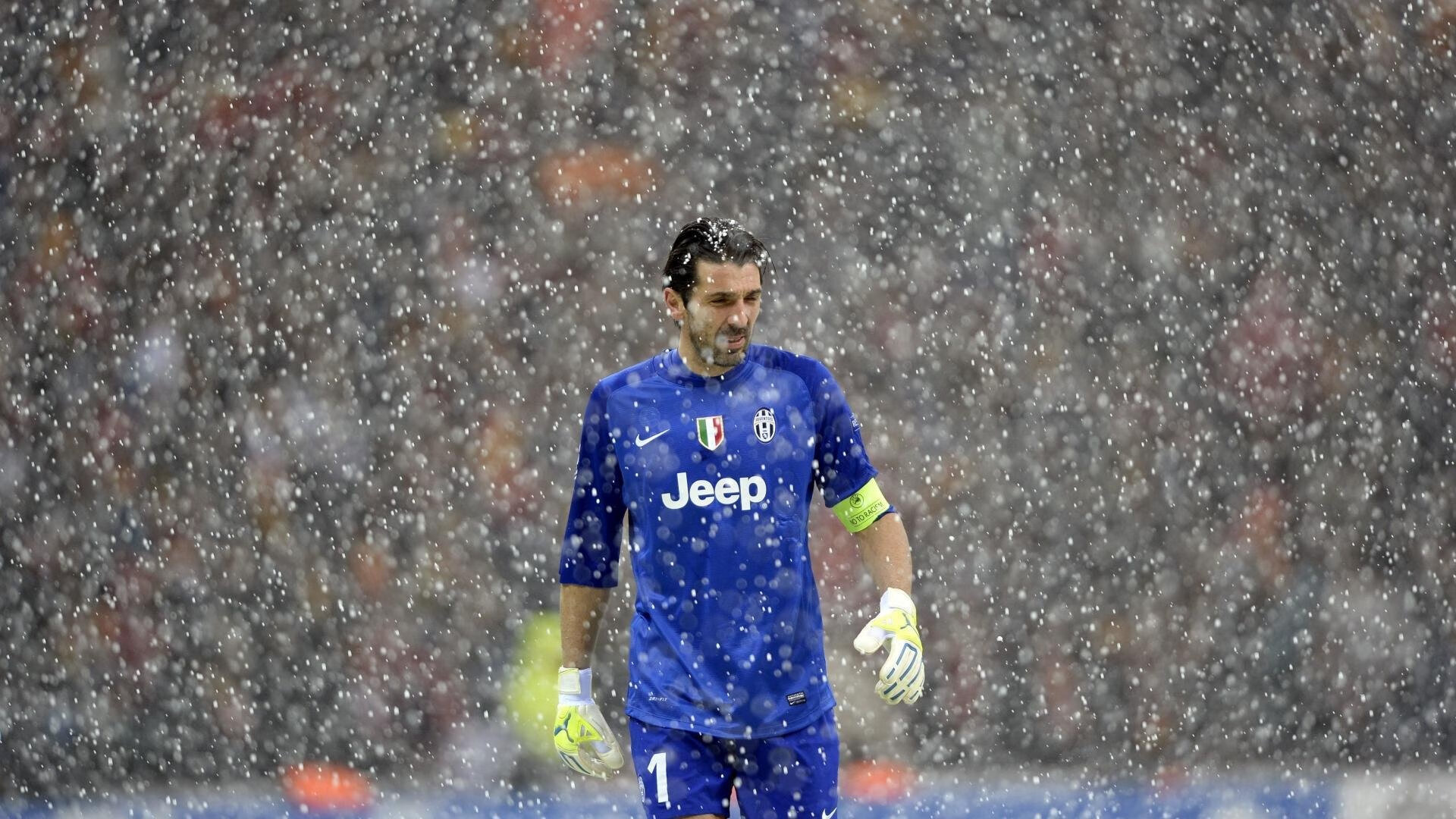 冠军球队新赛季目标发布会吸引大量媒体关注,冠军联赛2021